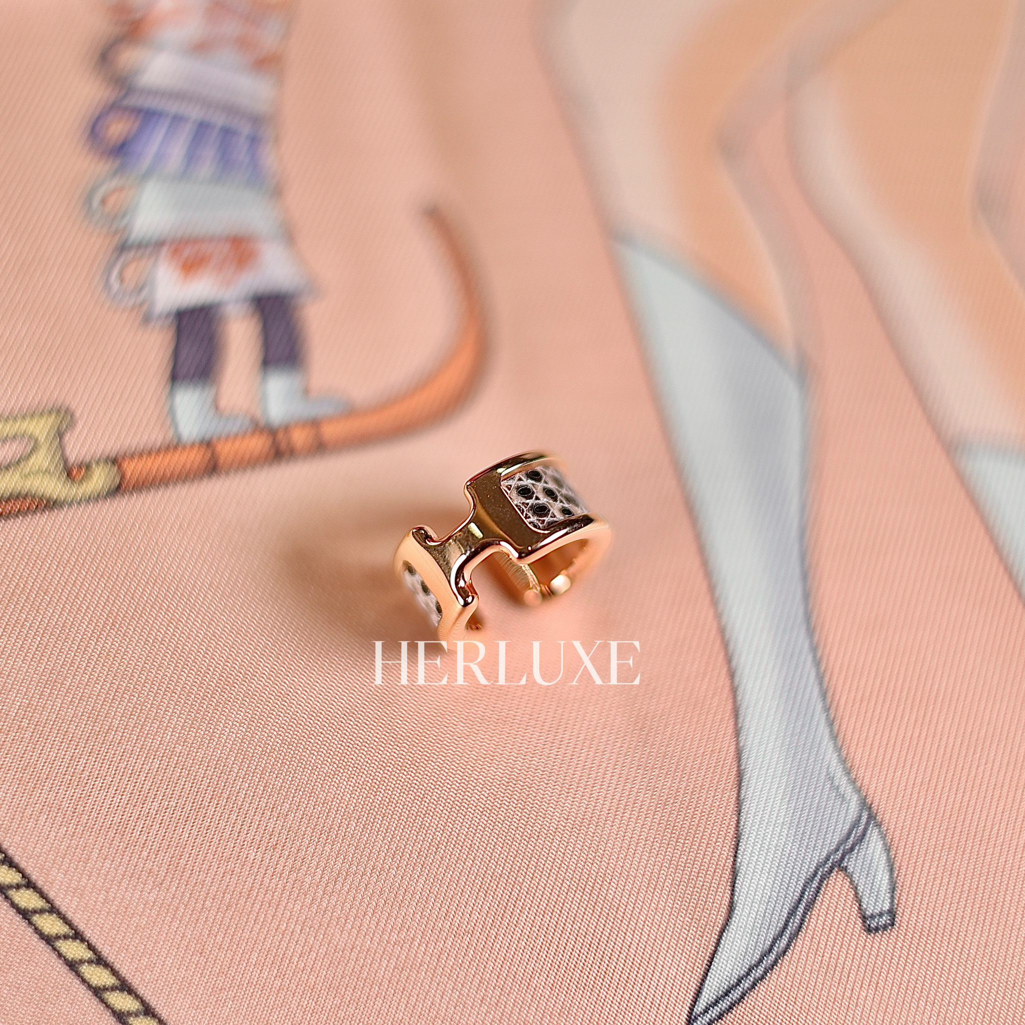 耳骨扣Bijou d’oreille olympe pm 1B ombre cd