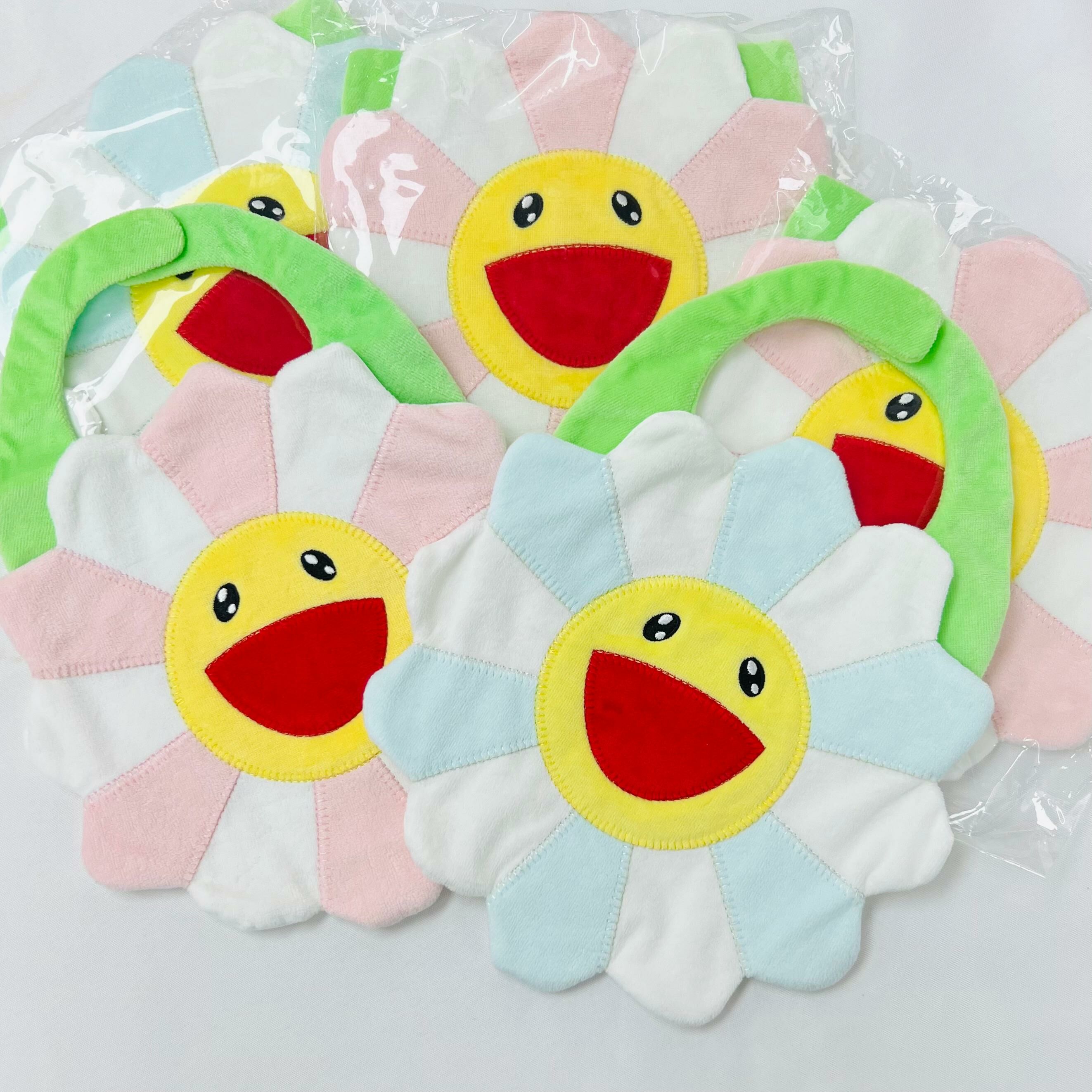 Murakami Baby drool shoulder (村上隆嬰兒口水肩)