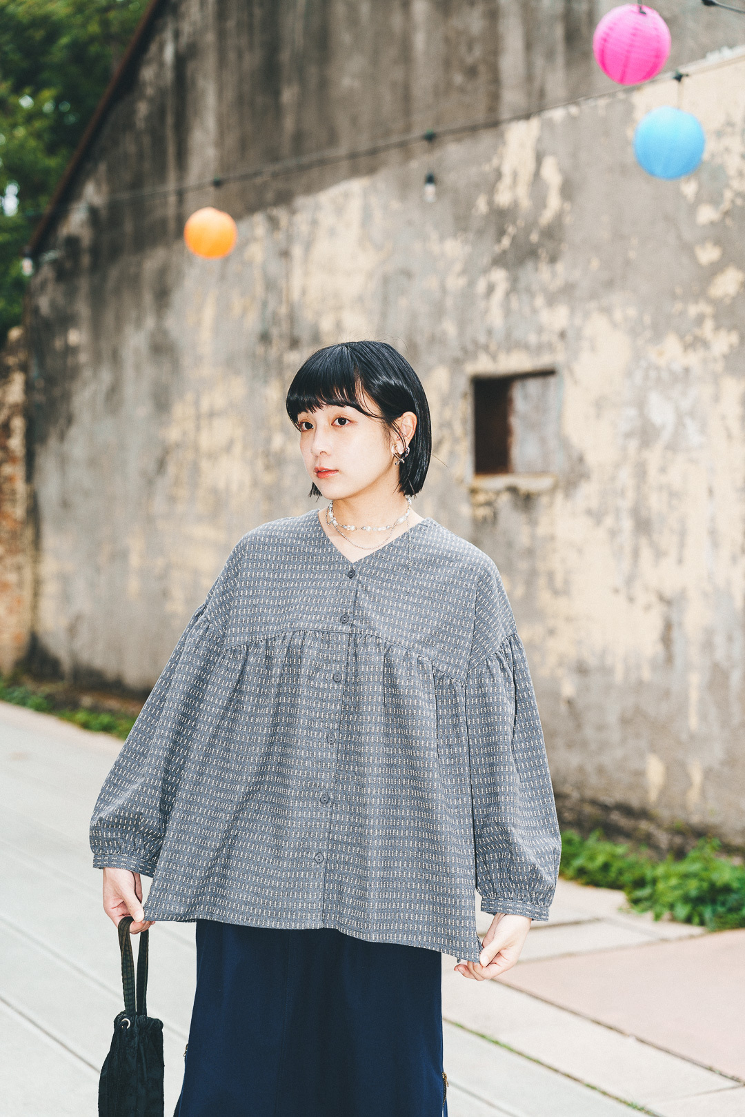 (限量)春的足跡！小拉絨V領衫(兩色-灰)