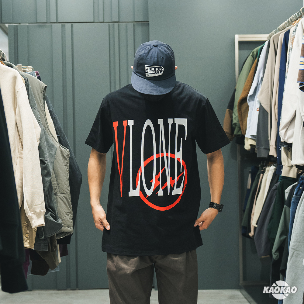 VLONE 大V LOGO 印花 TEE