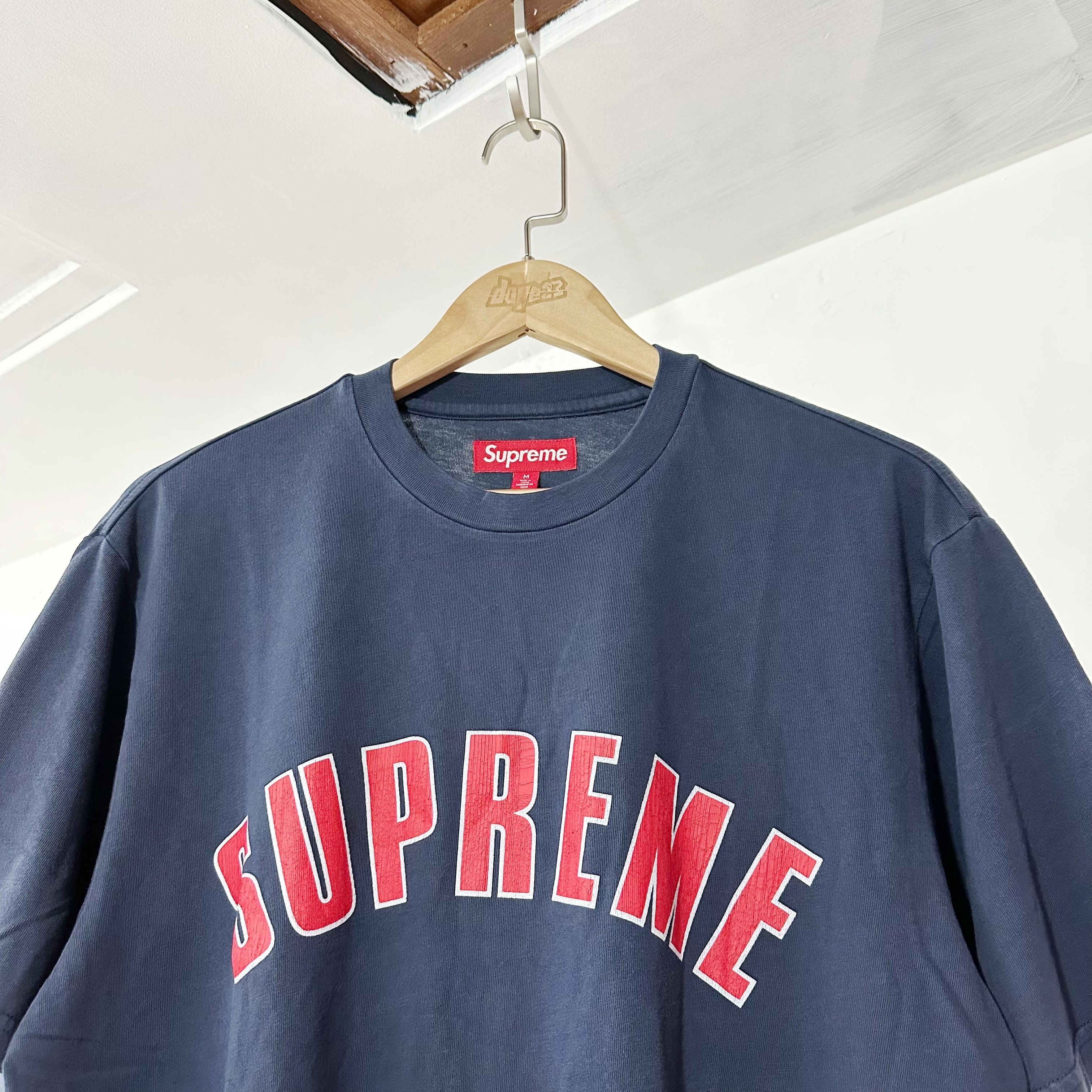 Supreme SS24 Cracked Logo Washer SS Top - NAVY