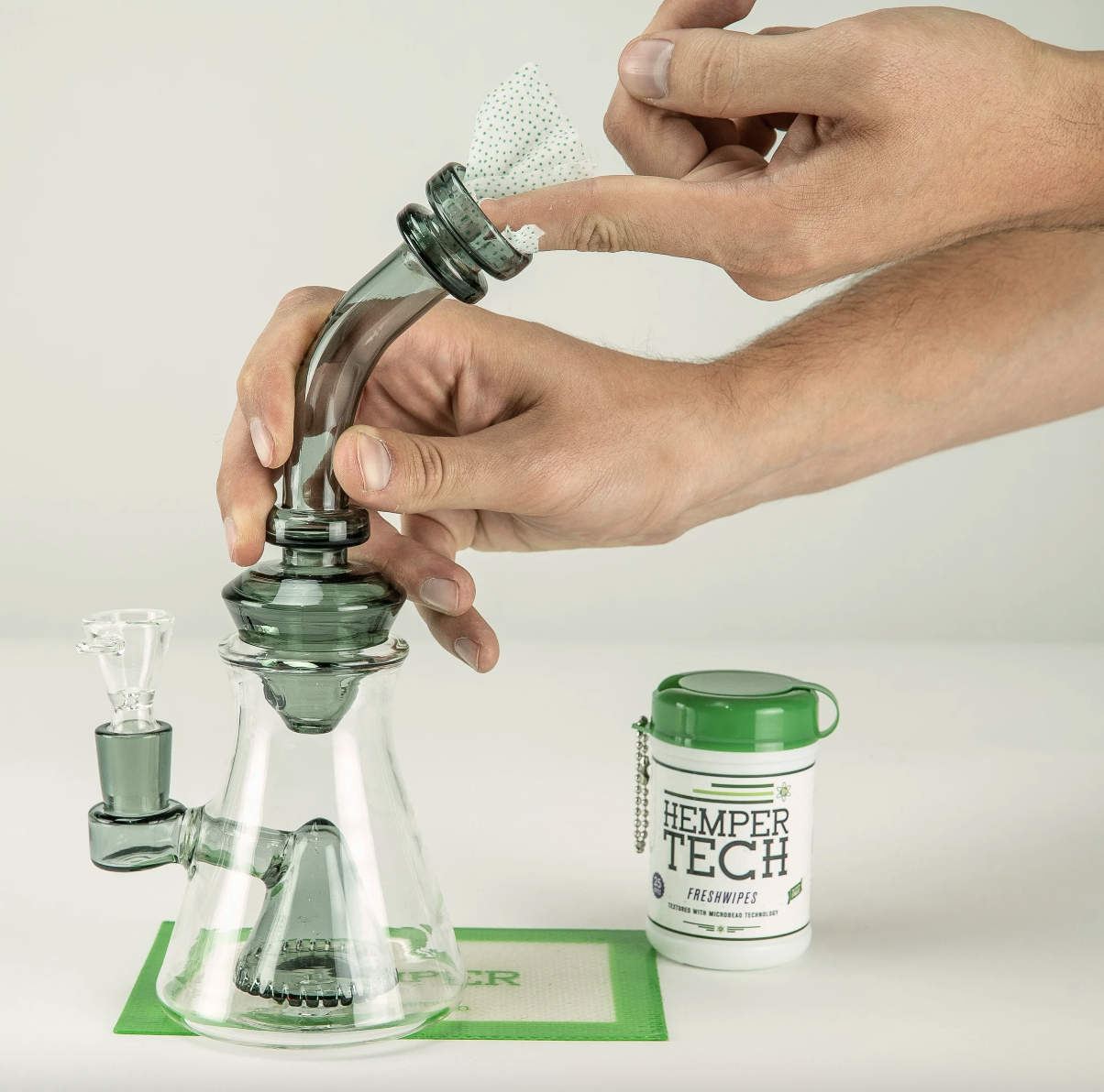 HEMPER Alcohol Freshwipes 酒精棉片 隨身罐