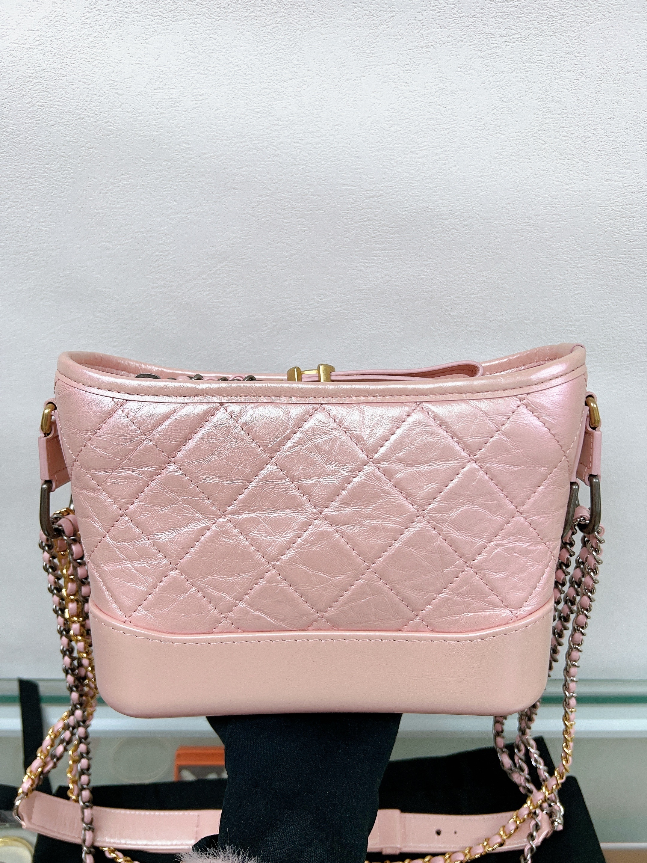 Chanel gabrielle hobo small iridescent pink