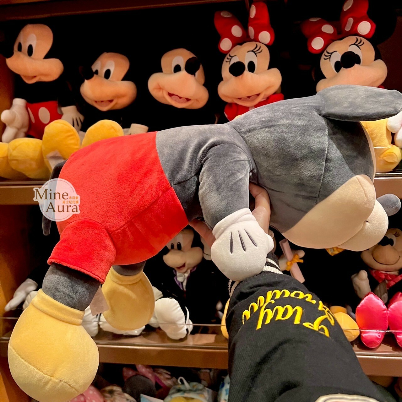 米奇 Mickey 趴趴 趴姿 睡顏 娃娃 玩偶 -香港迪士尼樂園