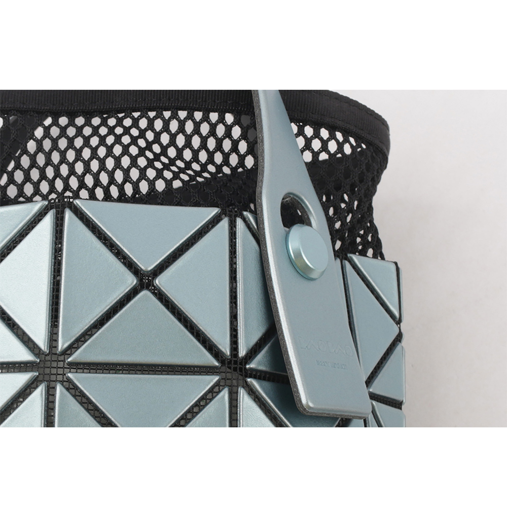 【ISSEY MIYAKE三宅一生】BAO BAO LUCENT BOXY 4X4 迷你金屬色手提包(淺藍色) AG651 71