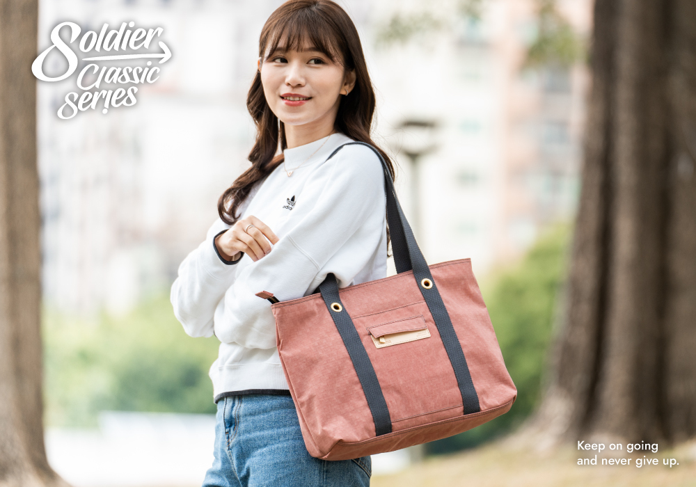 satana Soldier 趣遊行者旅行袋 海軍藍色 SOS3030-620 形象照