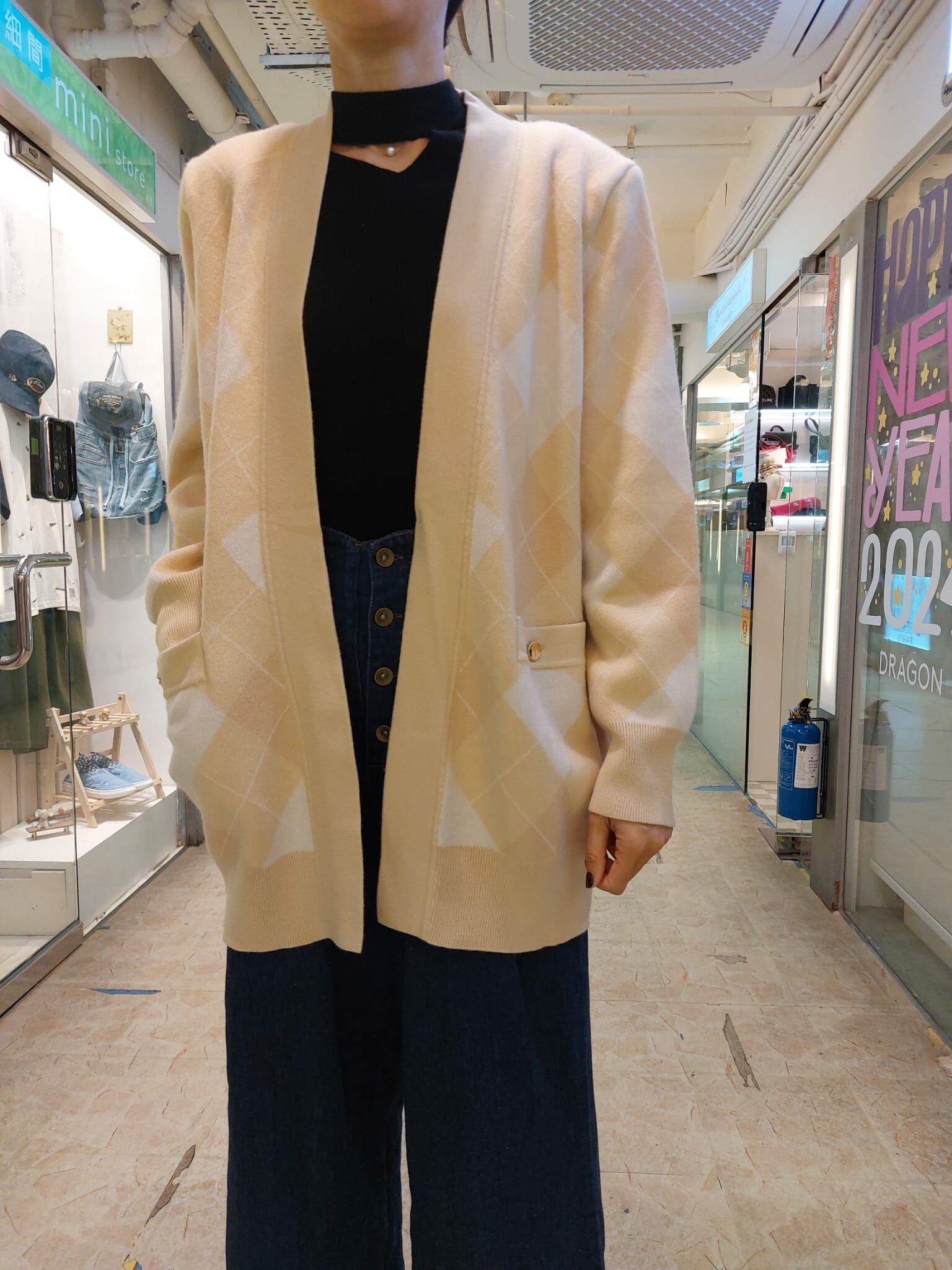 SANDRO 米色菱格針織外套