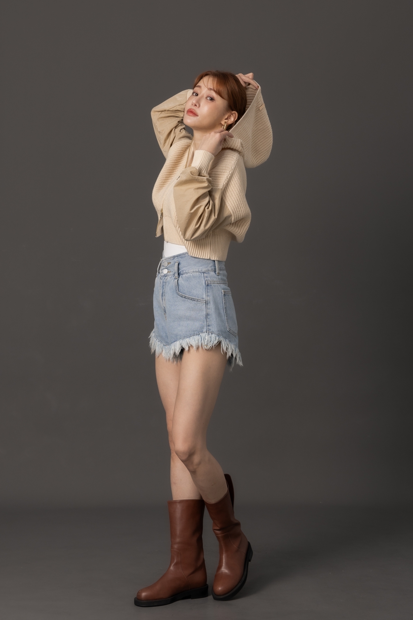 針織拼接短外套_AMISSA（杏）