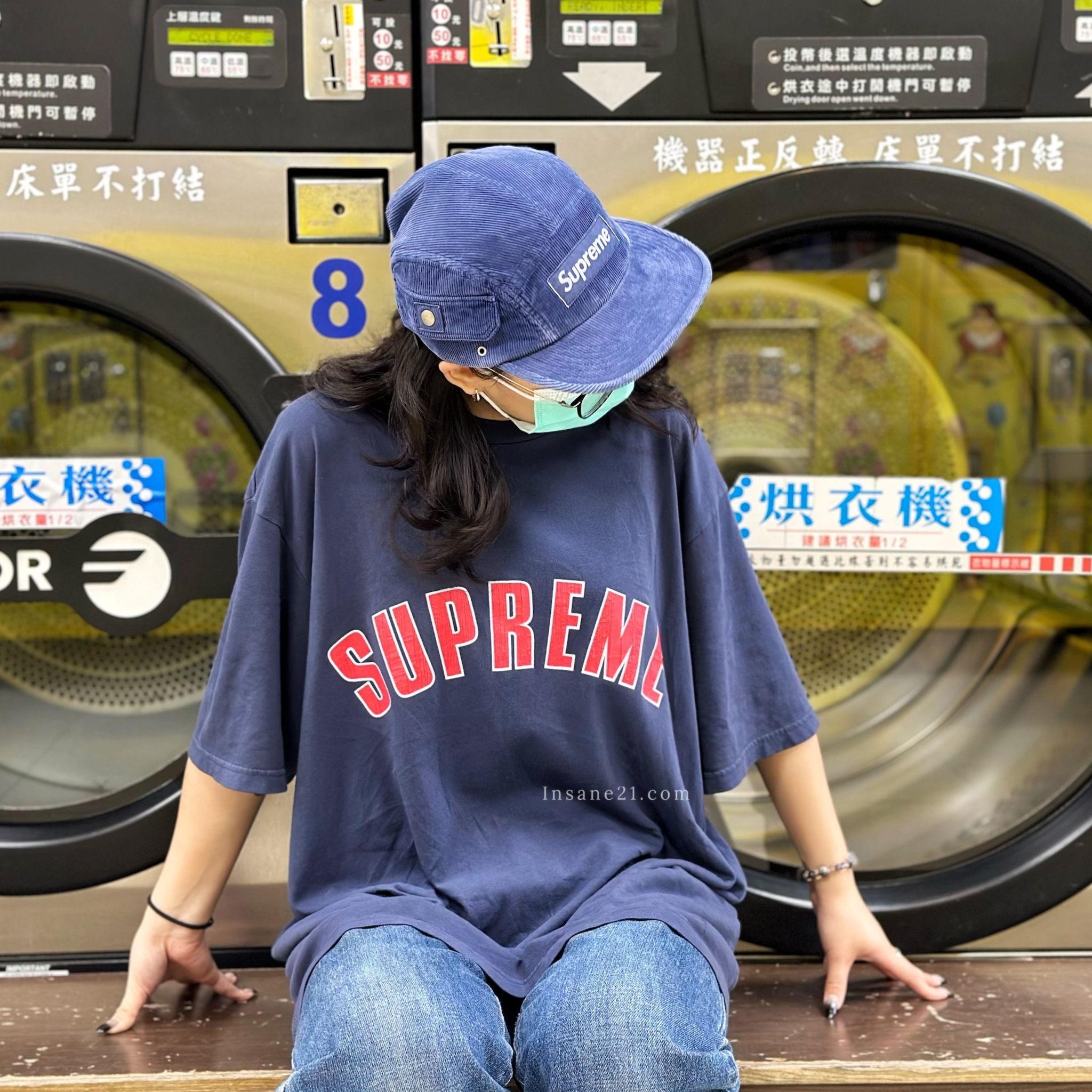 SUPREME 弧形LOGO 短袖
