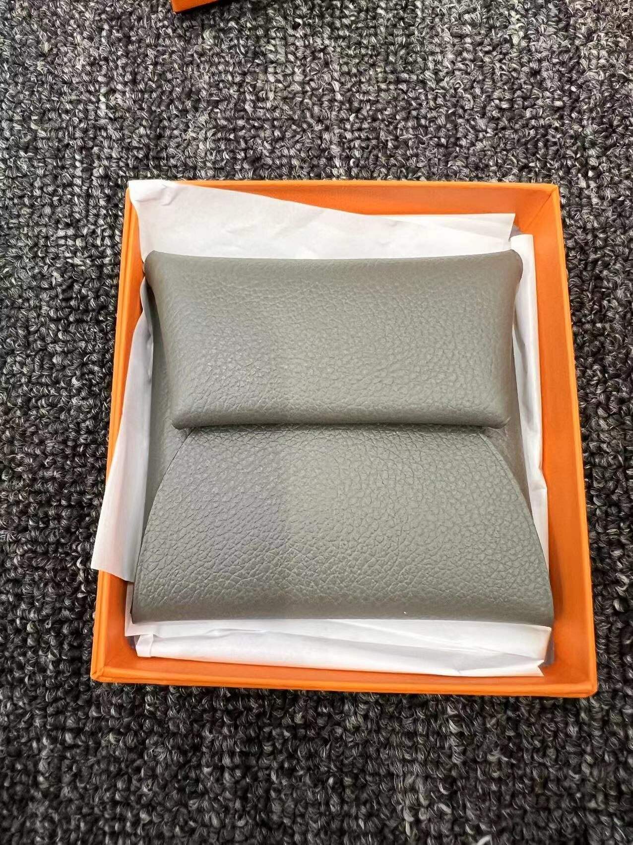 Hermes 灰色散子包 -M