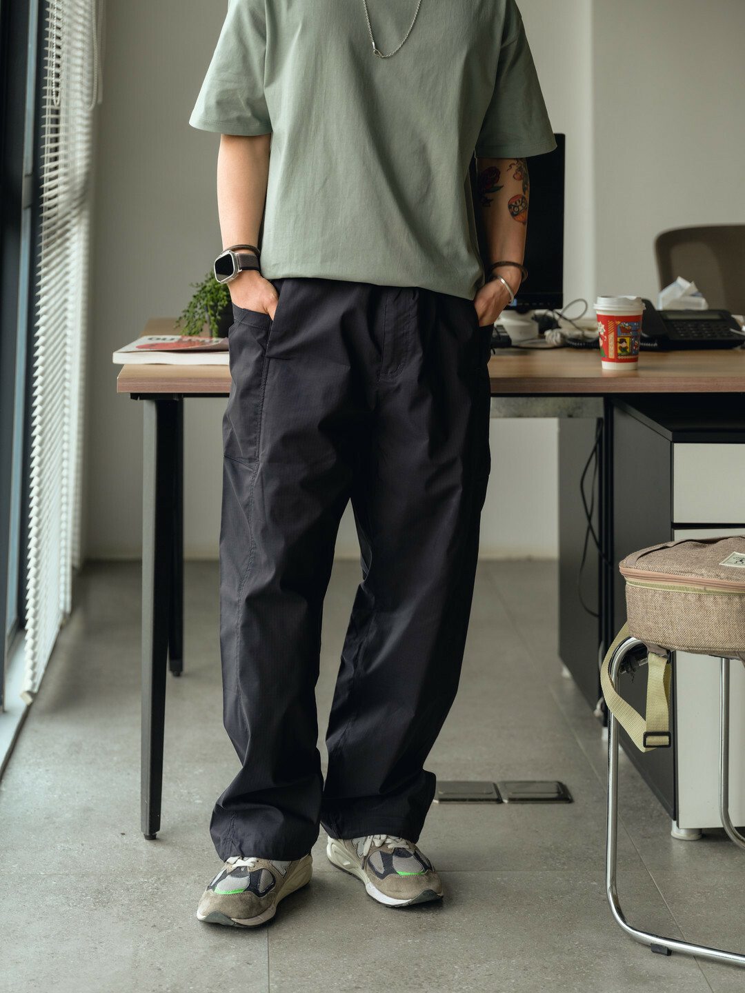 吸濕排汗機能直筒休閒長褲