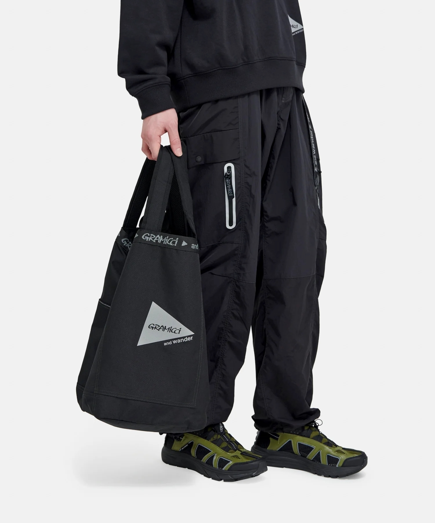 新品　GRAMICCI × and wander Gramicci x and wander - MULTI PATCHWORK 2WAY PACK / BLA