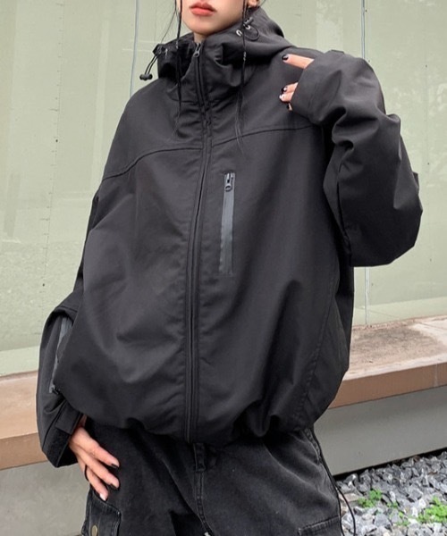 iSNEAKERS｜日本小眾品牌 機能防風外套