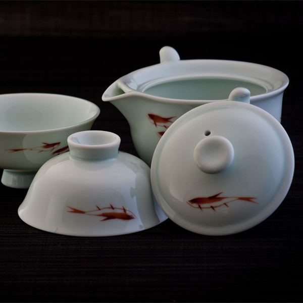 青白釉紅金魚響杯側壺茶具組推薦｜一壺二杯禮盒送禮首選