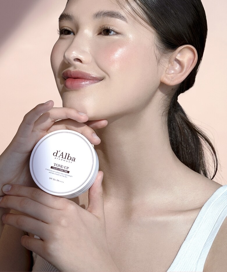 《Olive young連線》d'Alba Waterful Tone Up Sun Cushion Duo Set (15g + 15g)