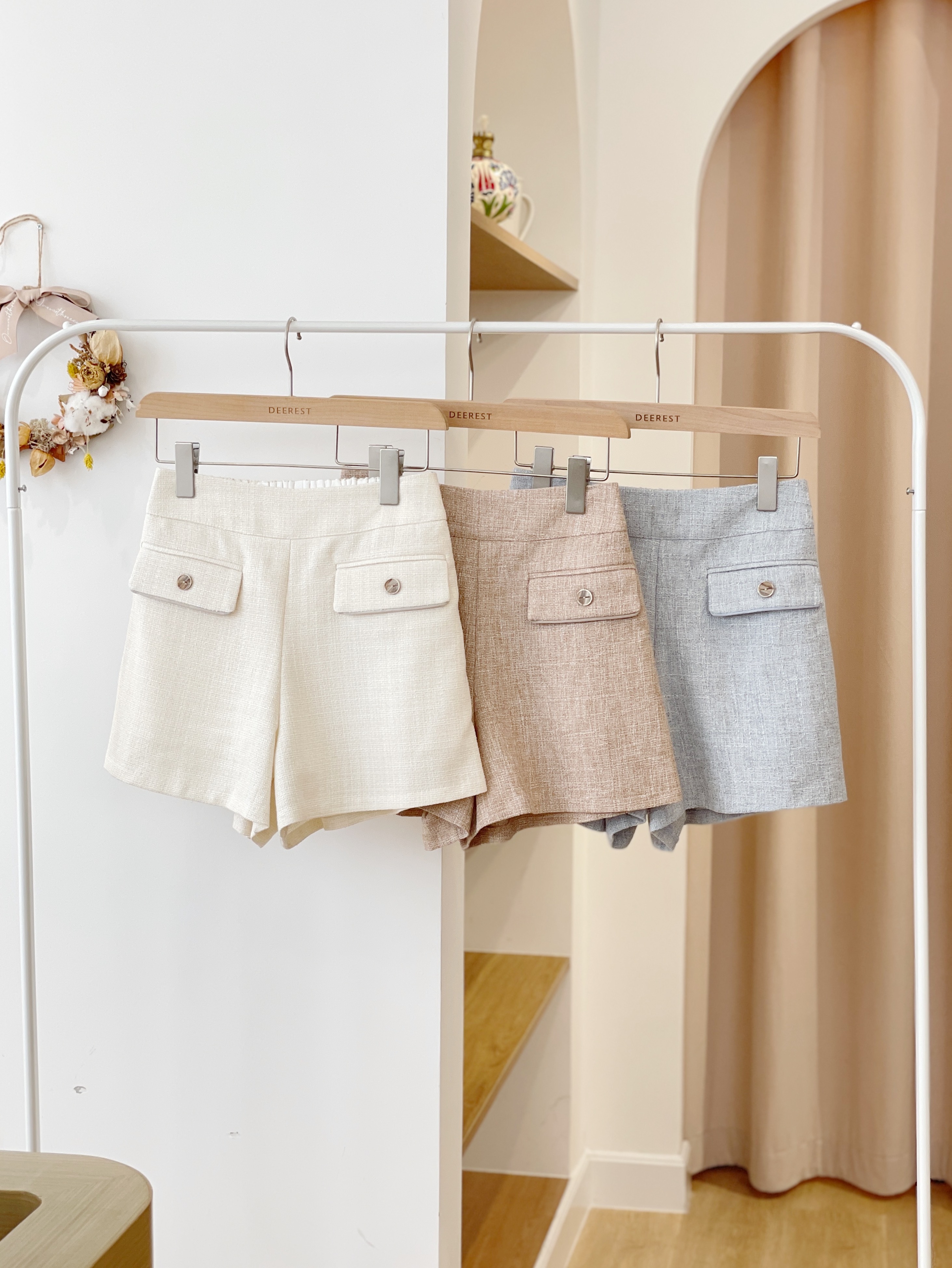 JEAN116 Tweed Pocket Shorts