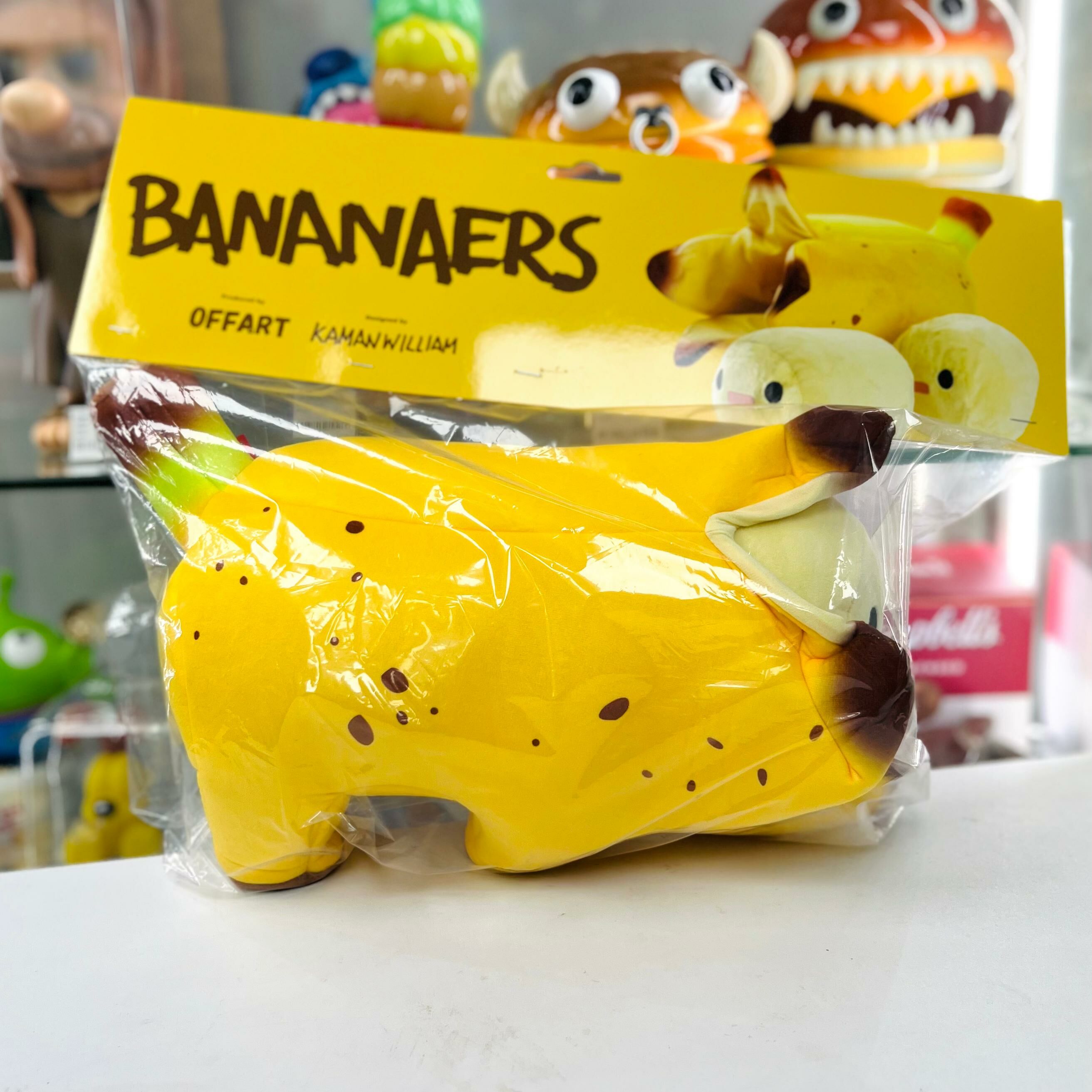 OFFART X Kamanwilliam Bananaers Dog蕉狗枕頭+涼被組合
