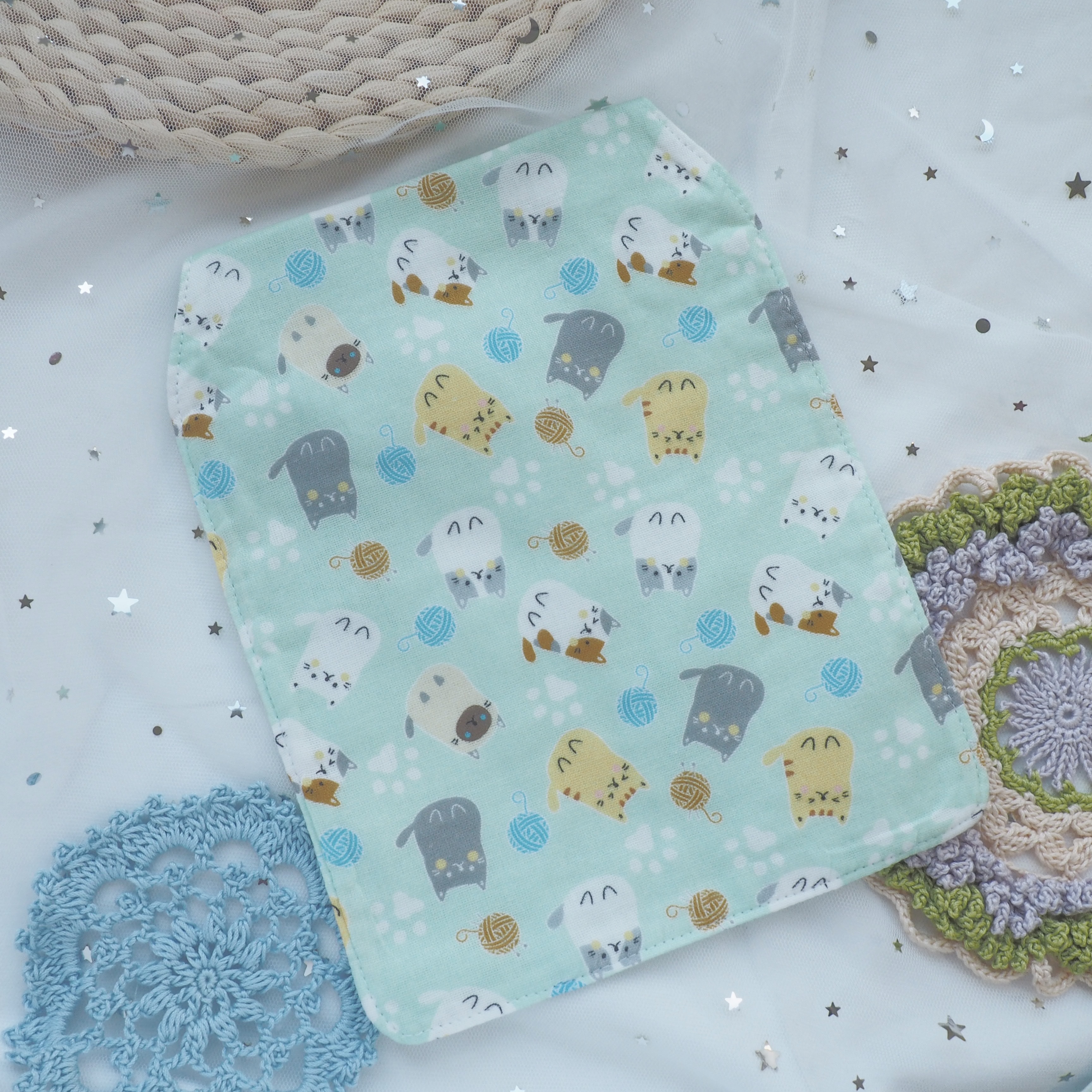 綠色冷球貓圖案汗巾