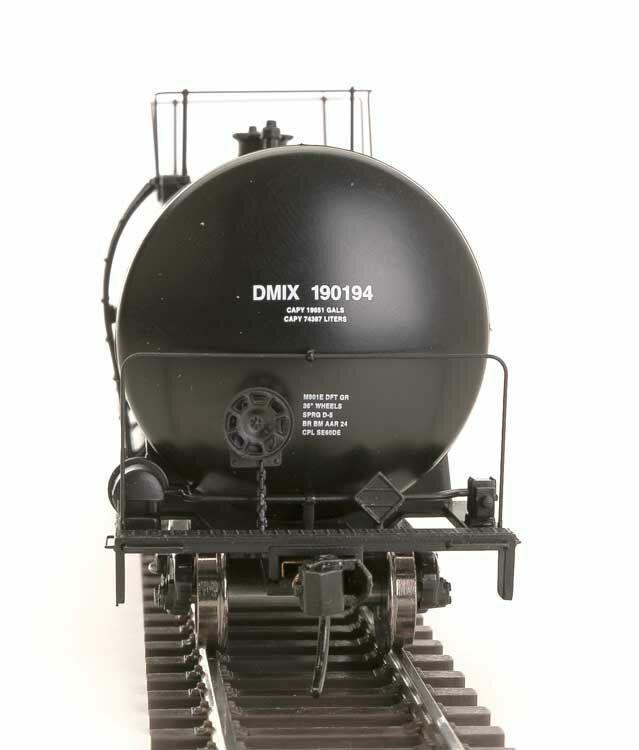 Walthers 920-100156 HO規 MCP DMIX #190194 40呎 油罐車