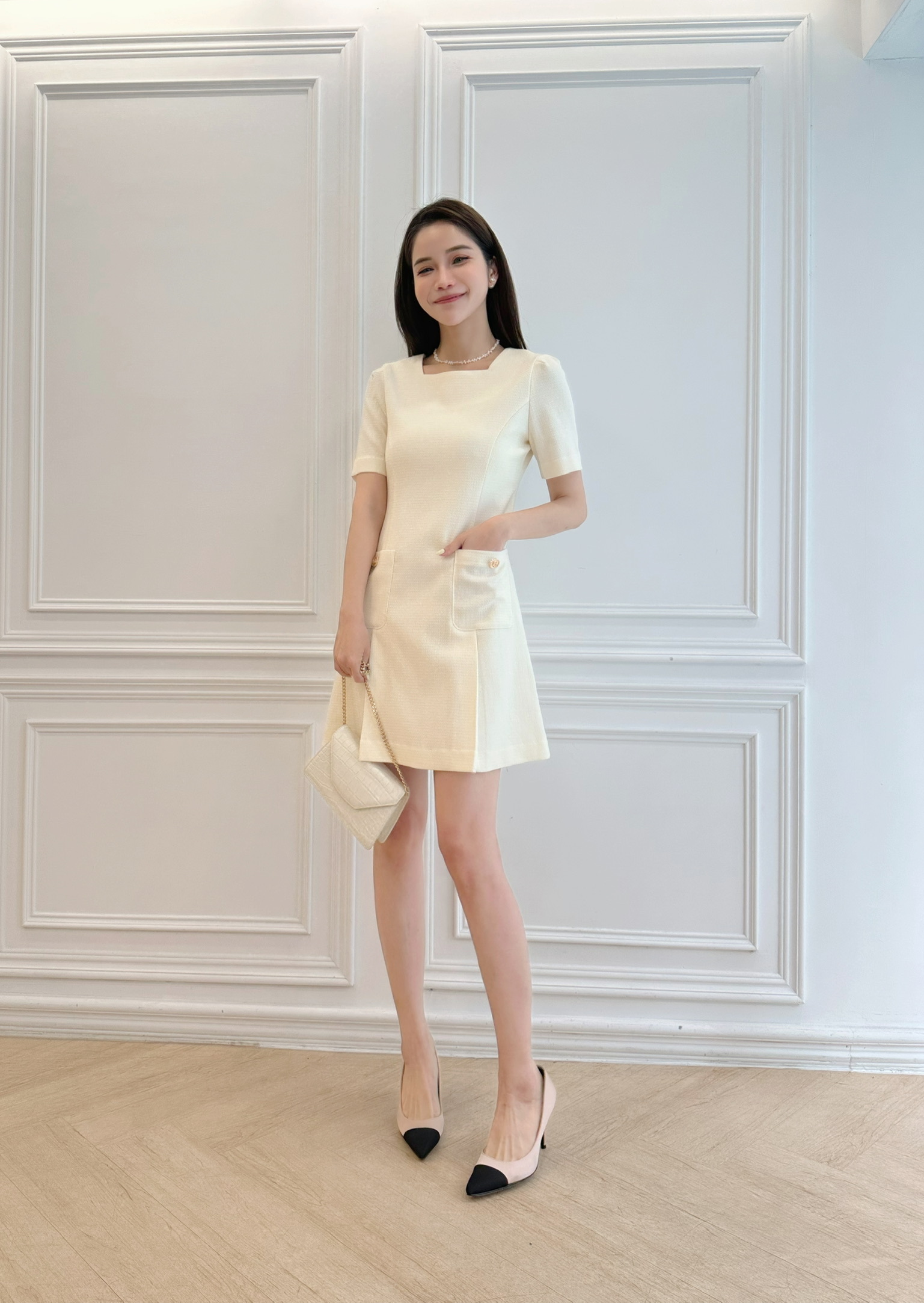 方領織紋短袖短洋裝