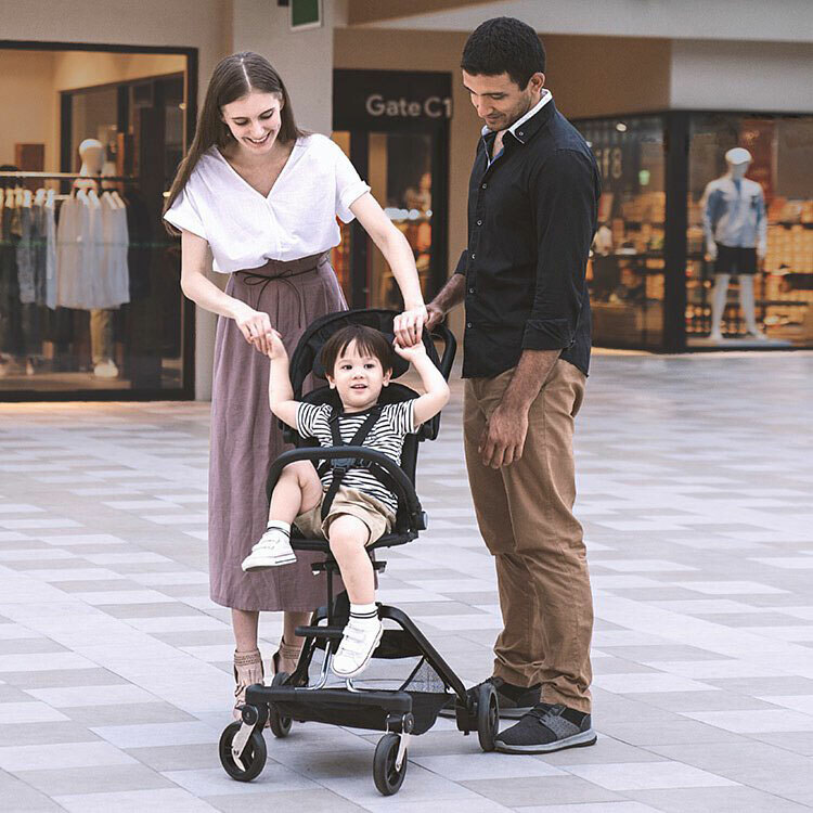 英國Unilove On The Go馬奇車-成長型輕便推車-黑色