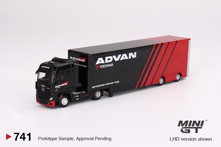 Mini GT 1/64 Mercedes-Benz Actros  w/ Racing Transporter "ADVAN" LHD