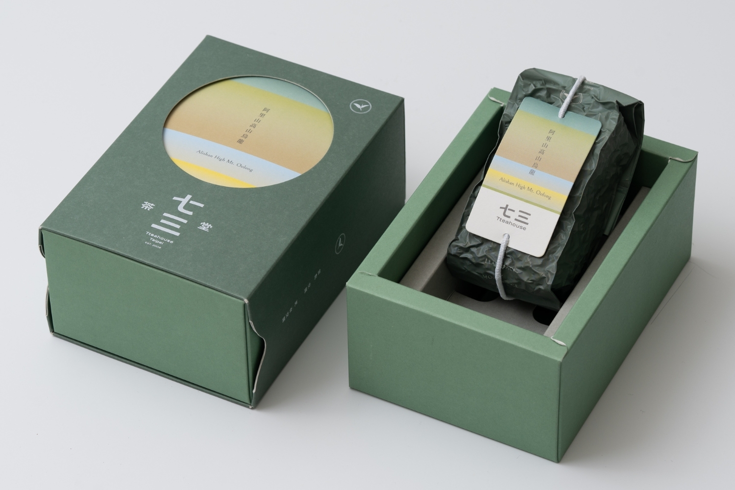 阿里山高山烏龍 茶葉100g–精裝盒 內容照