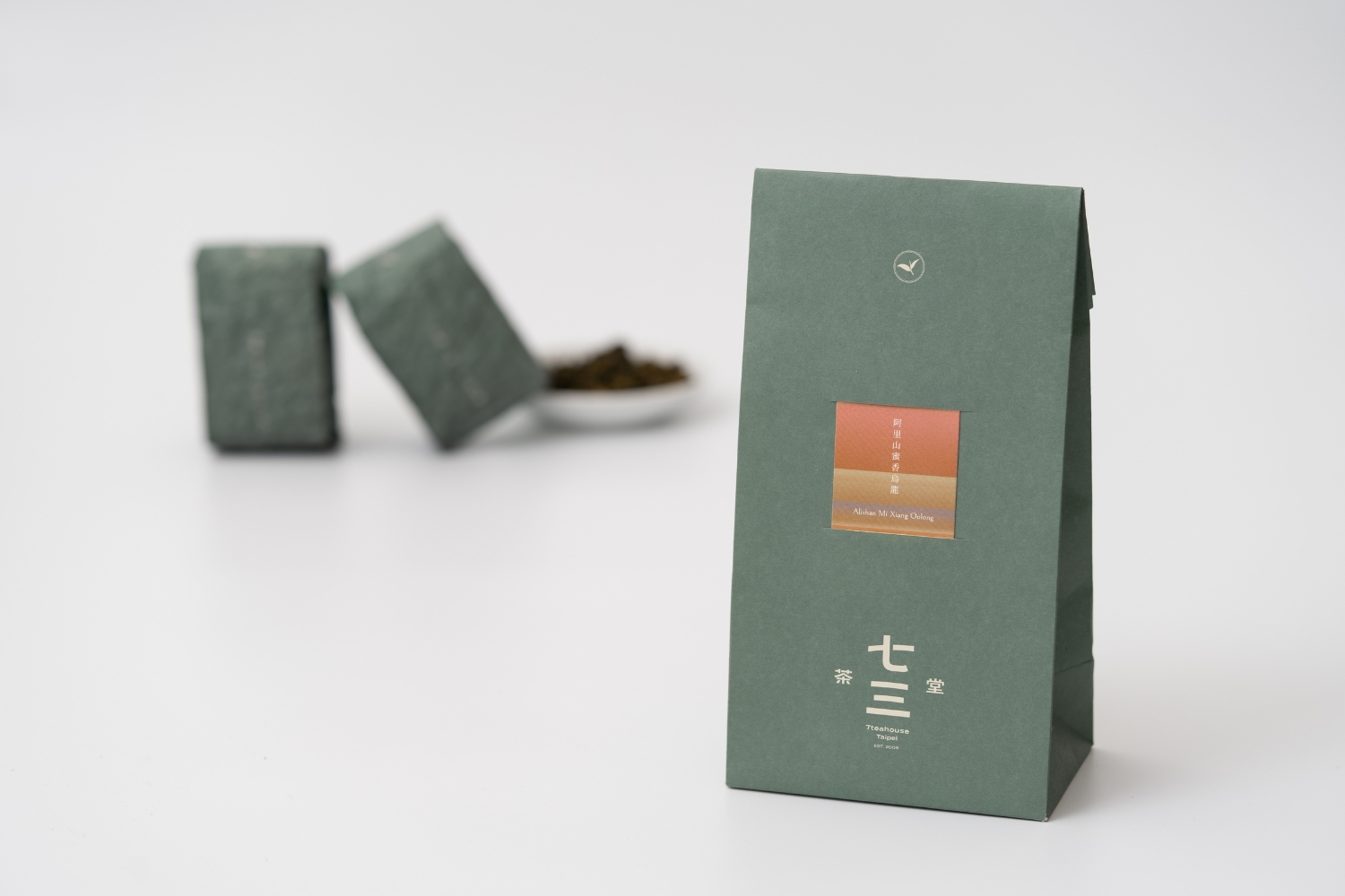 阿里山蜜香烏龍 茶葉150g–生活袋 茶乾照