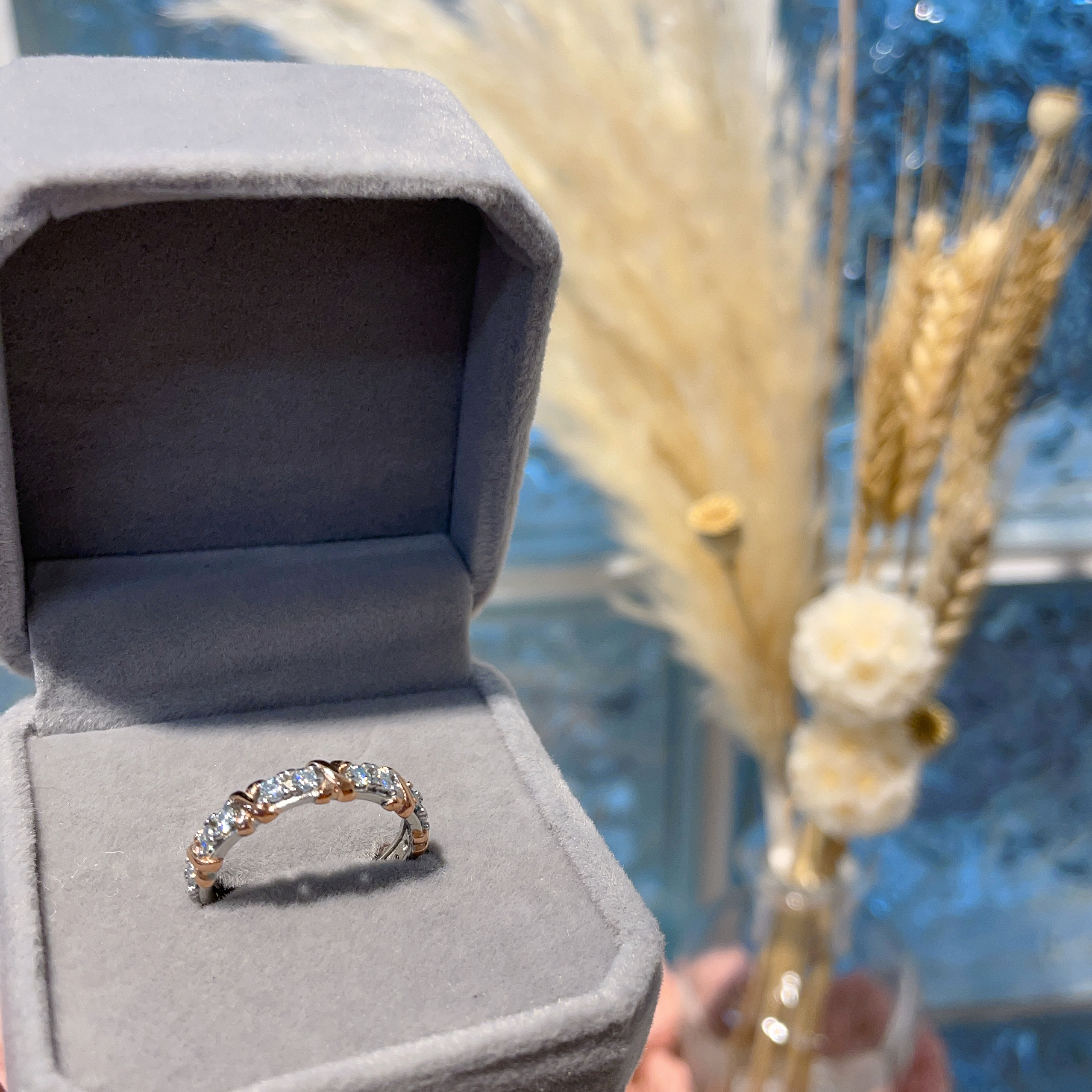 E912 莫桑交叉線戒 0.10ct