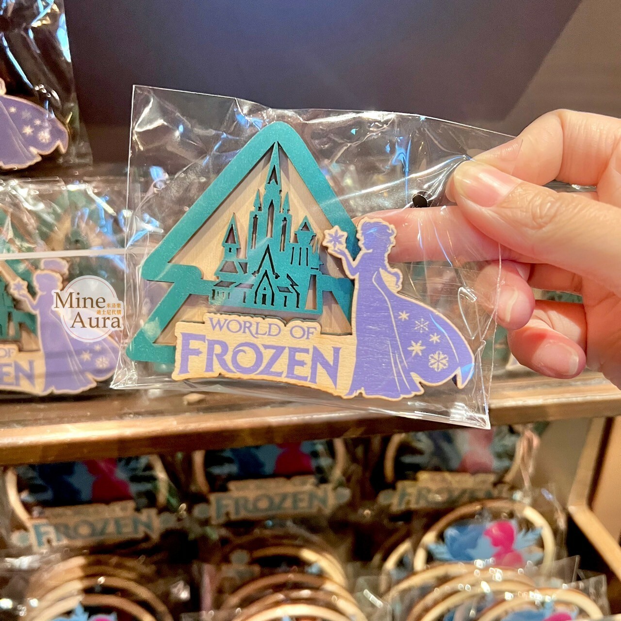 World of Frozen 限定 艾倫戴爾王國 艾莎 Elsa 剪影造型 磁鐵 冰雪奇緣 Frozen -香港迪士尼樂園