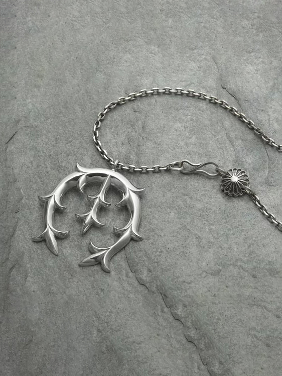 Anviology Handcraft 納迦月牙吊墜 L