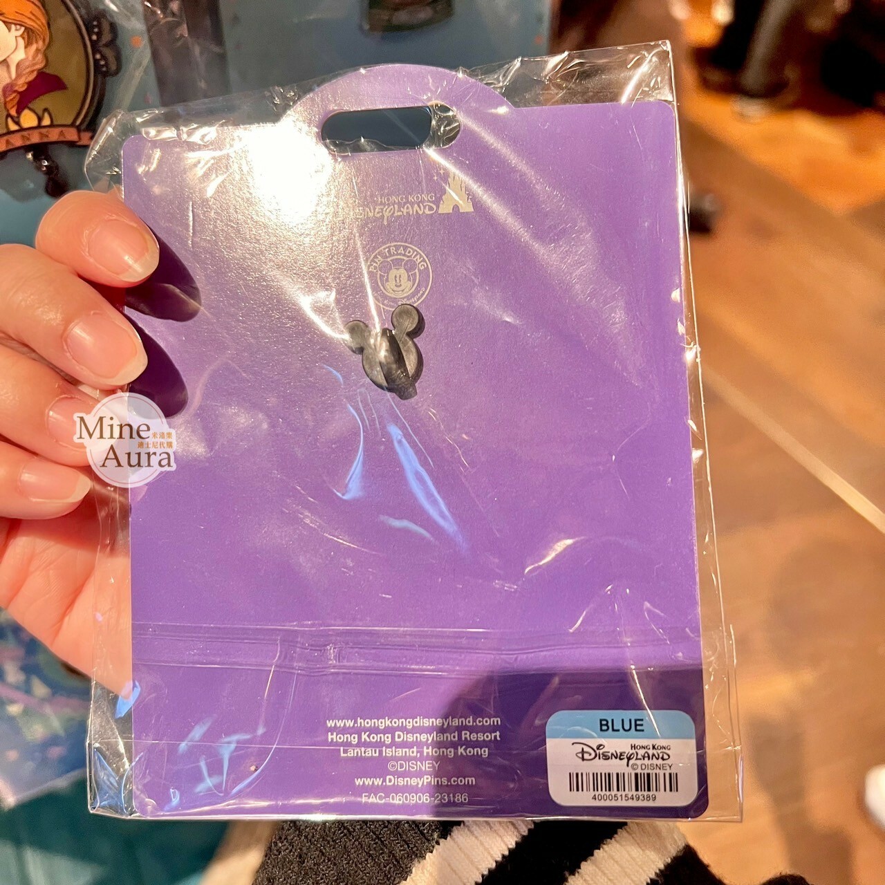 World of Frozen 限定 艾倫戴爾王國 城堡 場景 水晶球造型 徽章 PIN 冰雪奇緣 Frozen -香港迪士尼樂園