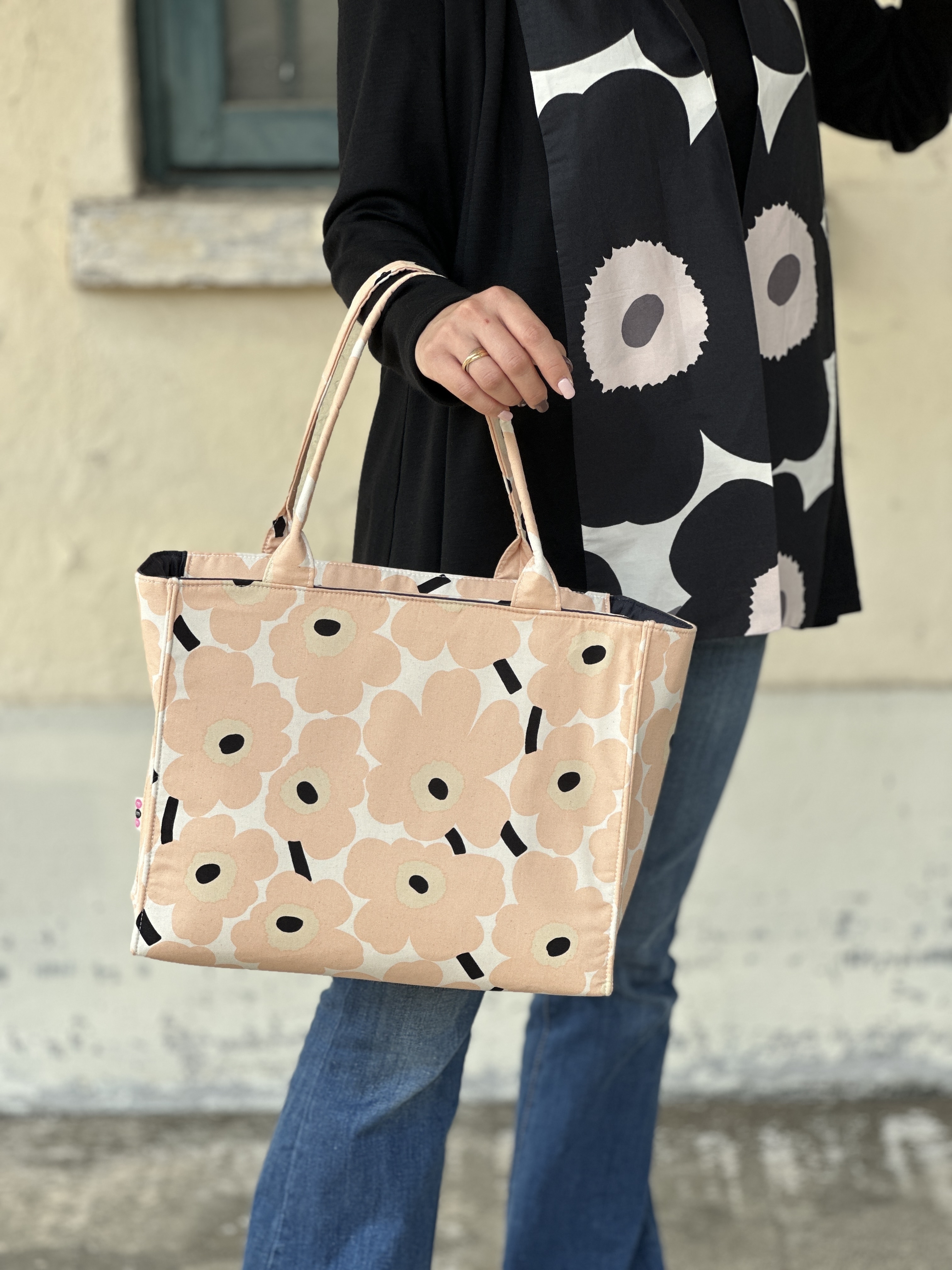 加厚版Shoulder box bag | marimekko cotton fabric | peach x black Unikko