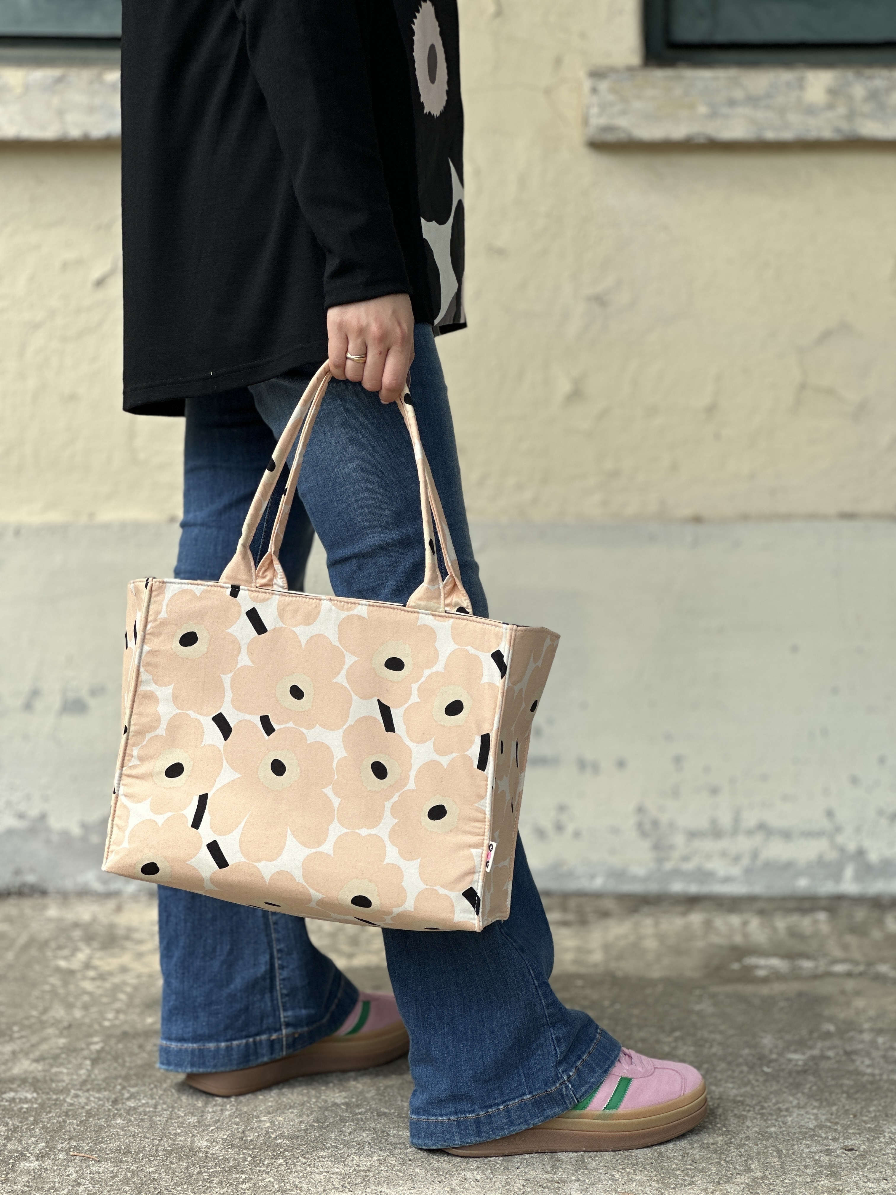 加厚版Shoulder box bag | marimekko cotton fabric | peach x black Unikko