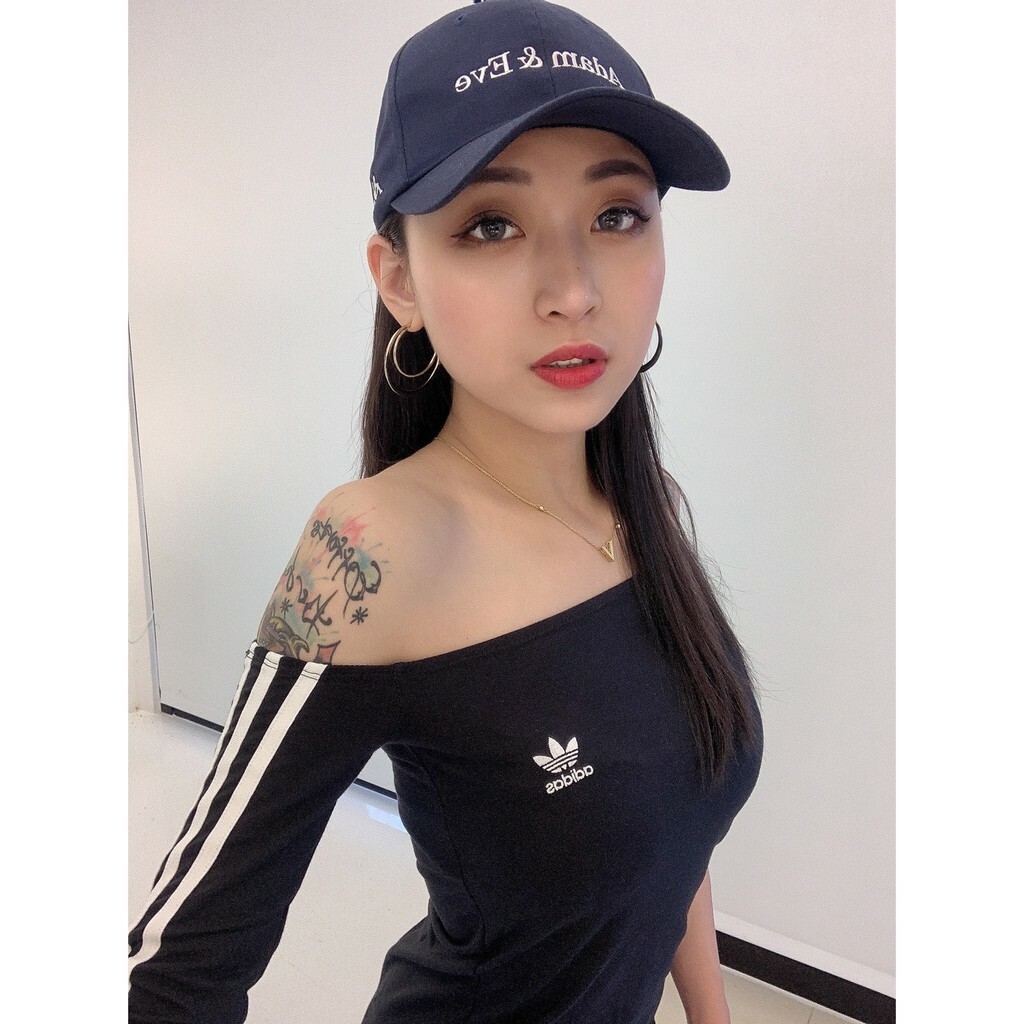 現貨 ADIDAS 度假 洋裝 三葉草 露肩洋裝 originals 愛迪達 三葉草 ED7521