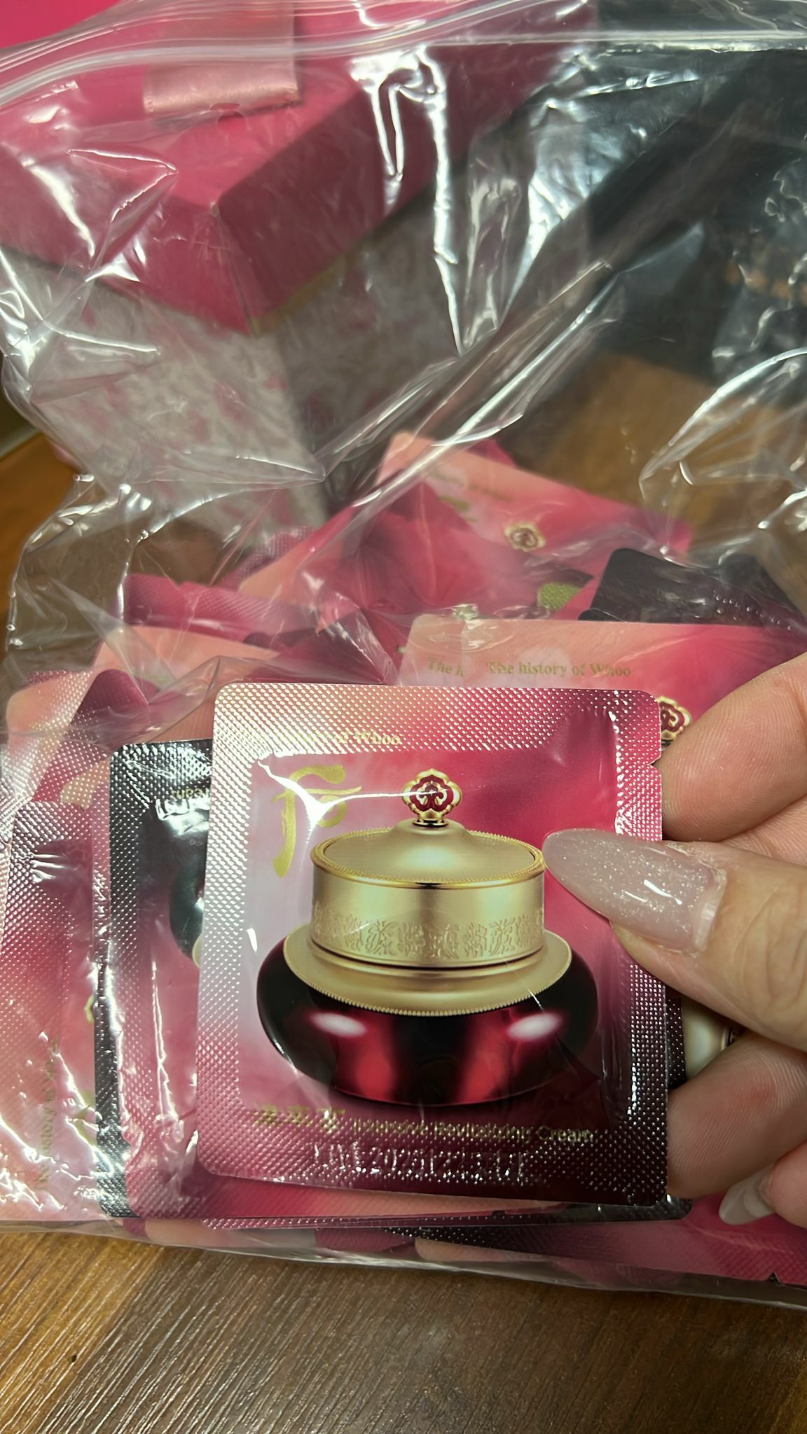 kc6100 津率享抗皺面霜60/片