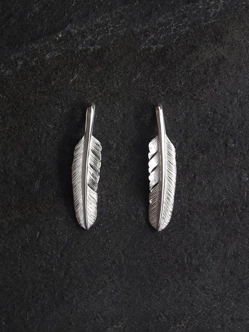 Anviology Handcraft 素羽吊墜 S