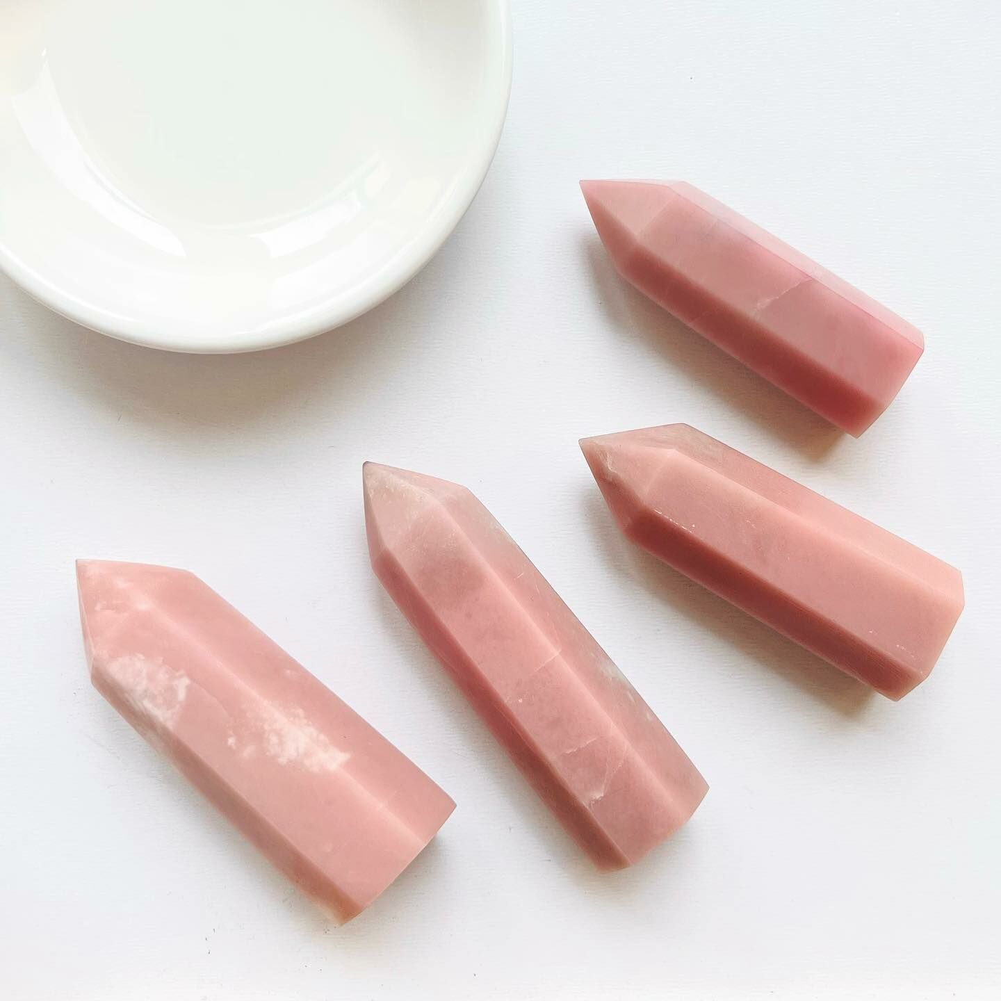 [原石] 粉澳寶 水晶柱