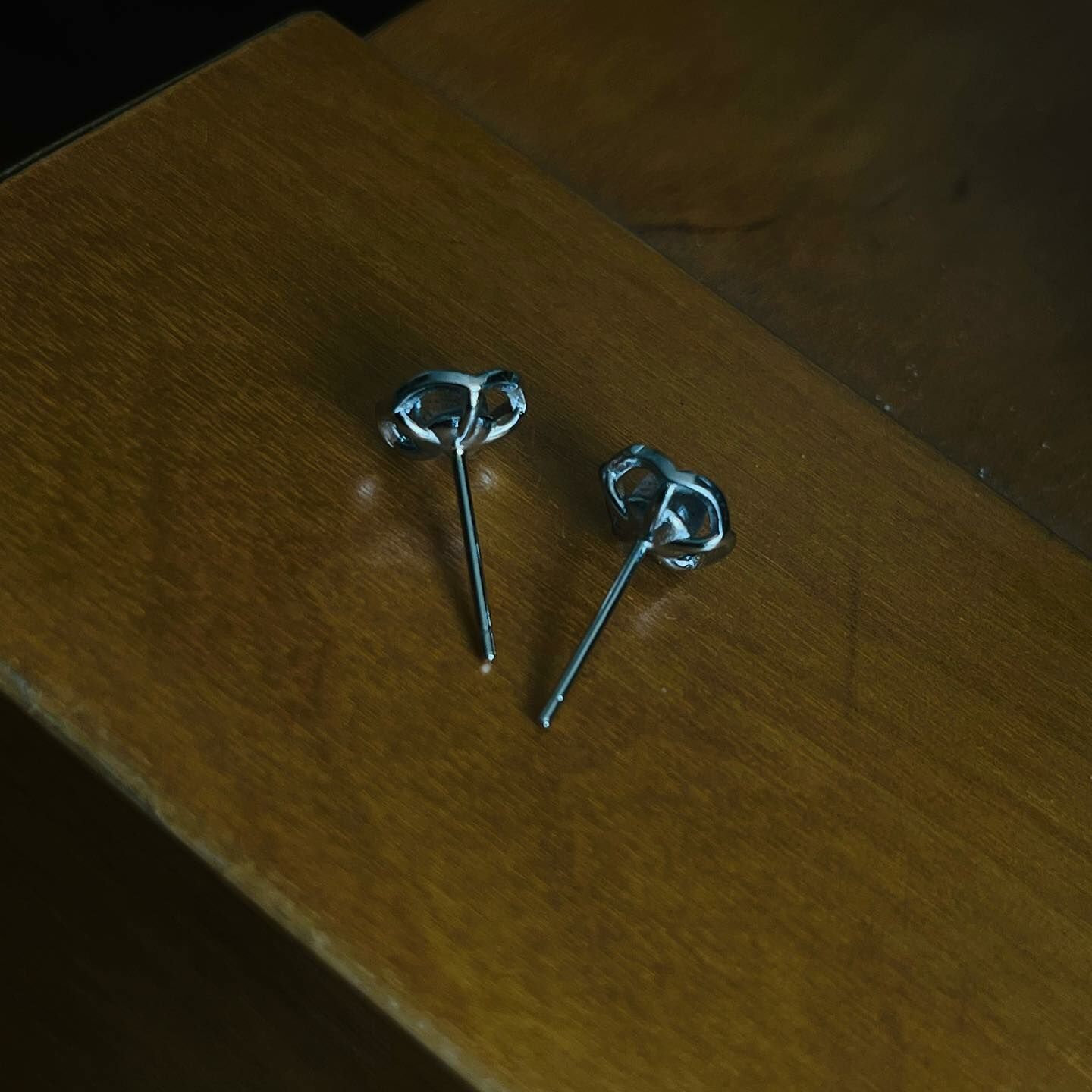 [原石] 拉長石耳環