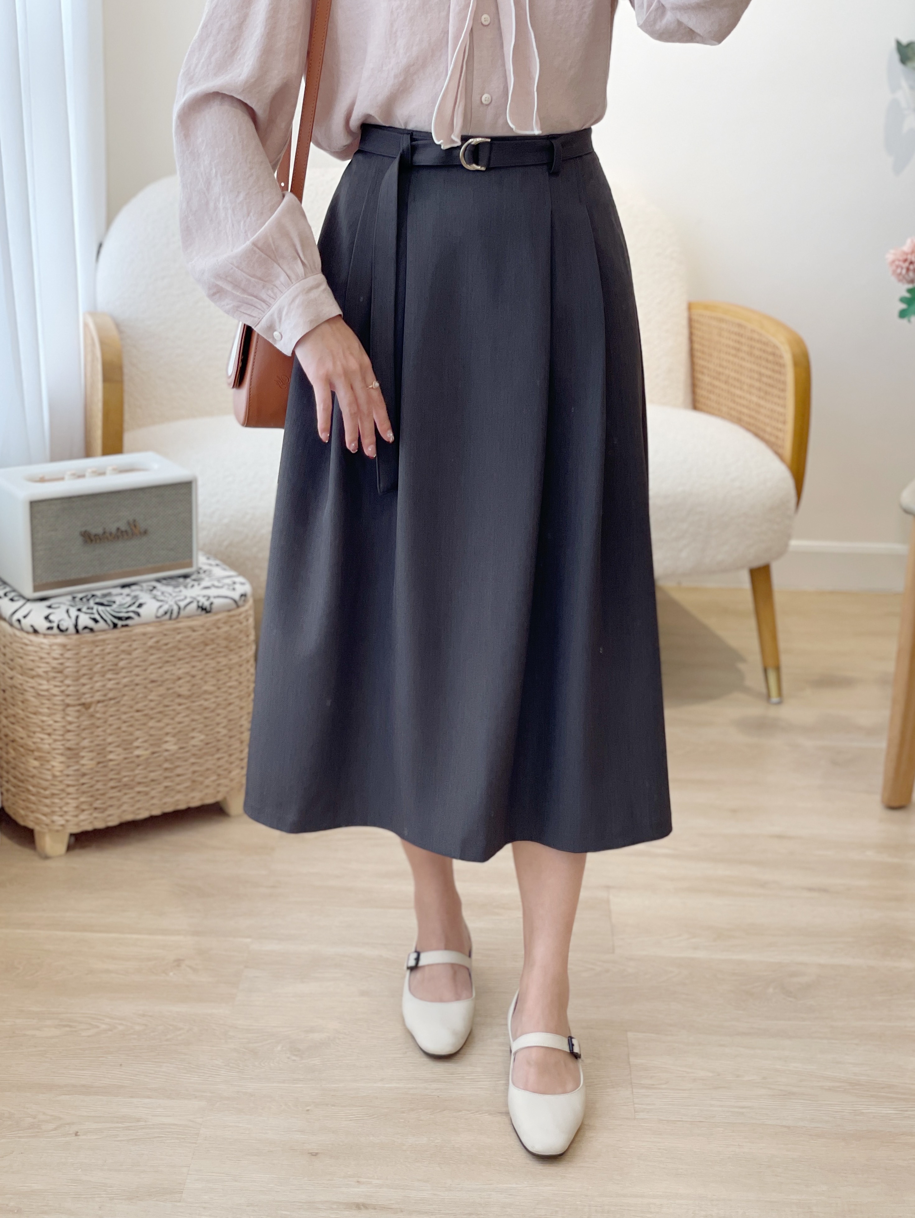 SK428 Buckled Earthy Pleated Long Skirts