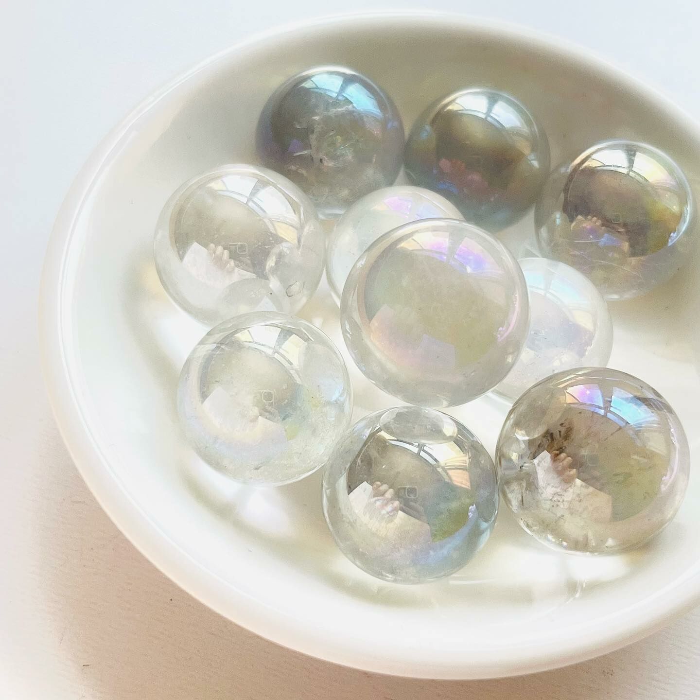 [原石] 天然白水晶球 鍍彩加工
