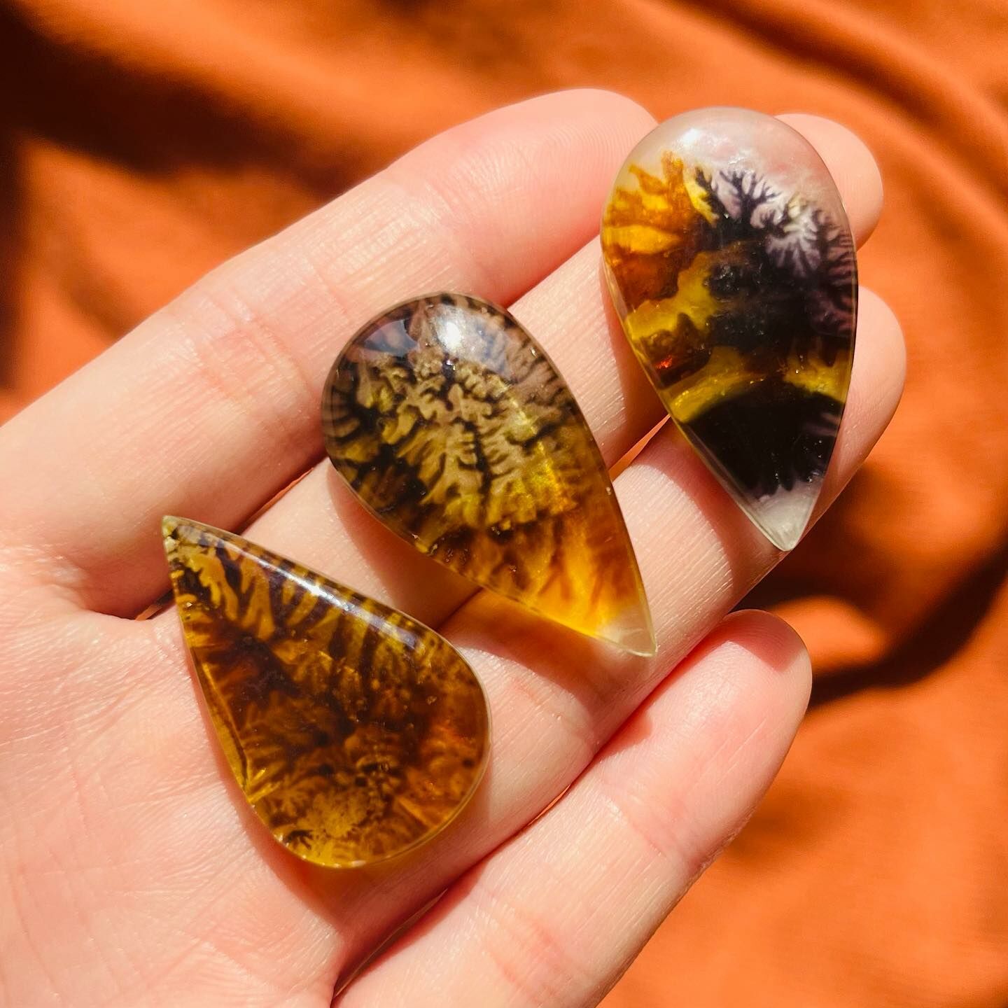 [原石] 樹枝瑪瑙 水晶墜面