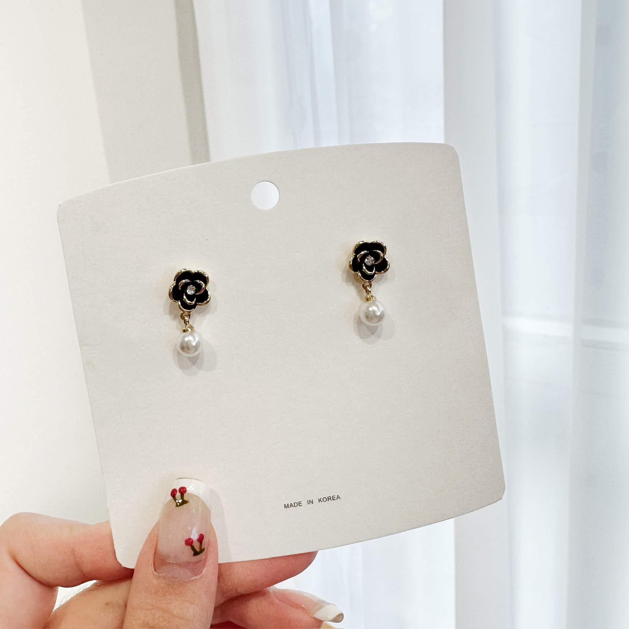 AC090 Rose Pearl Earrings