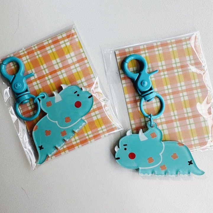 三角龍 壓克力吊飾 造型鑰匙圈｜ 微醺斑比