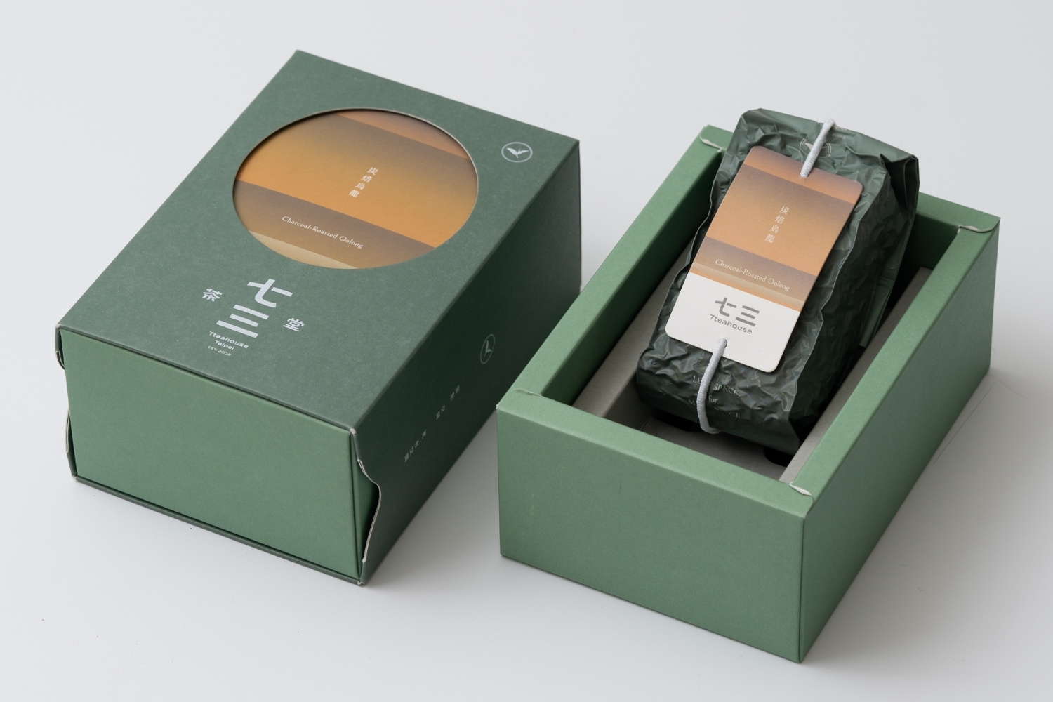 炭焙烏龍 茶葉100g–精裝盒 內容照