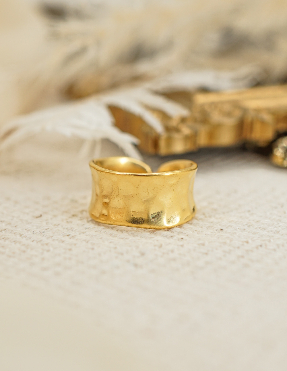 寬版壓紋可調式戒指