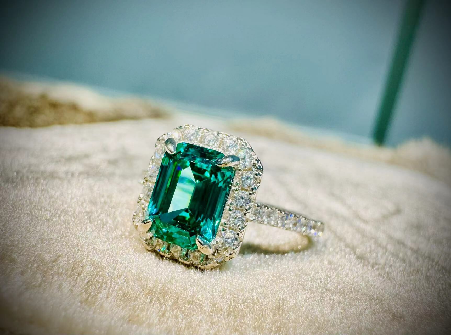 H03 Green emerald Zirconia Ring -M