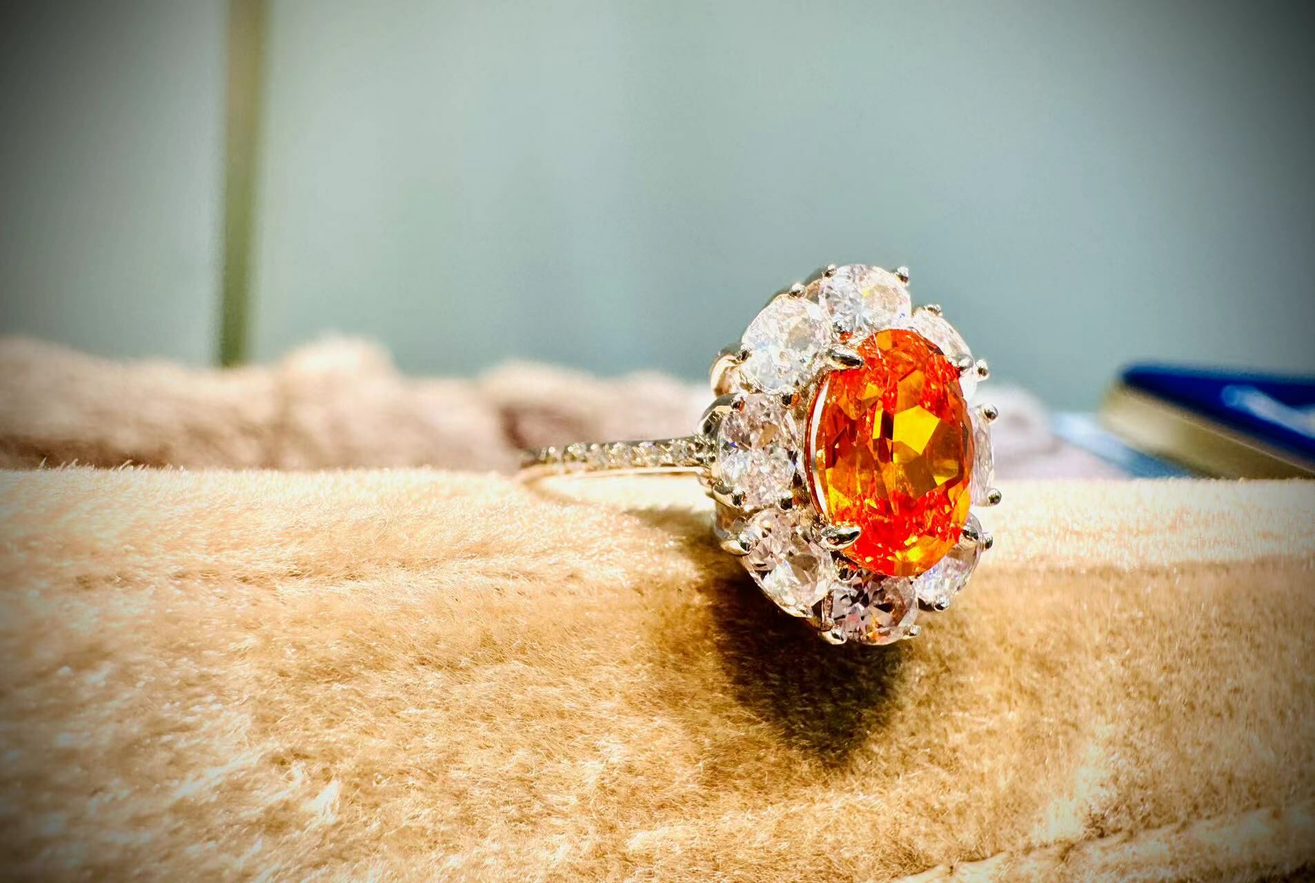 H22 ORANGE OVAL Zirconia RING   -M