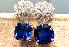 H44 Blue flower Square Radiant   總重: 5.09G XL086 -M