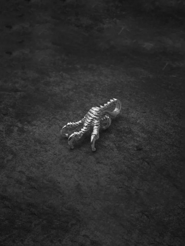 Anviology Handcraft 鷹爪吊墜